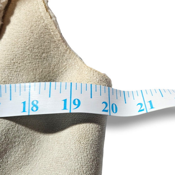 EUC Knox Rose Faux Suede & Sherpa Waterfall Open Vest Sz. L Cream Ivory - Picture 8 of 9